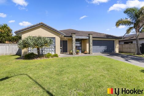 Photo of property in 29 Girvan Terrace, Wattle Downs, Auckland, 2103