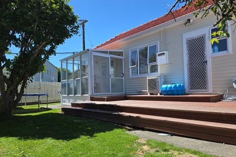 Photo of property in 64 Athlone Crescent, Avalon, Lower Hutt, 5011