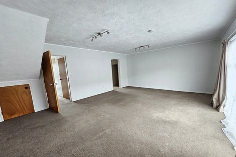 Photo of property in 6/2 Burdendale Grove, Churton Park, Wellington, 6037