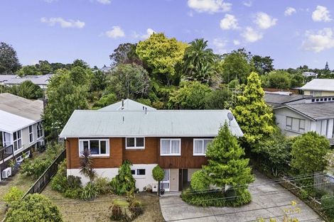 Photo of property in 41 Acacia Crescent, Glenview, Hamilton, 3206