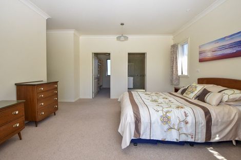 Photo of property in 39 Armstrong Avenue, Carterton, 5713