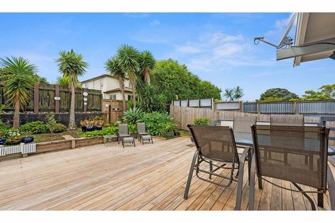 Photo of property in 2/39 Killarney Avenue, Torbay, Auckland, 0630