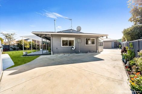 Photo of property in 22 Glamorgan Avenue, Tamatea, Napier, 4112