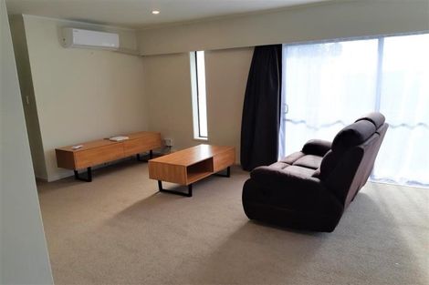 Photo of property in 1/38a Moore Street, Hillcrest, Auckland, 0627