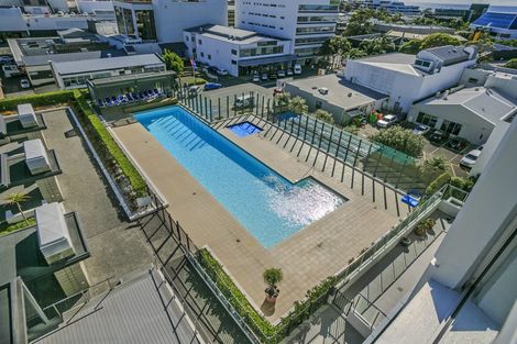 Photo of property in Sentinel Apartments, 706/3 Northcroft Street, Takapuna, Auckland, 0622