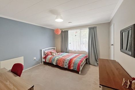 Photo of property in 2 Alaska Court, Awapuni, Palmerston North, 4412