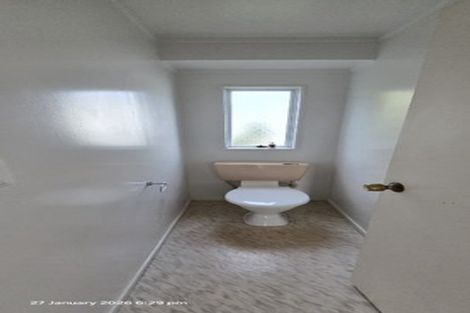 Photo of property in 14 Gosford Drive, Botany Downs, Auckland, 2010