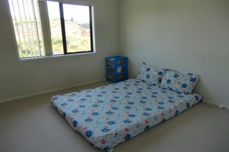 Photo of property in 15 Heta Road, Highlands Park, New Plymouth, 4312