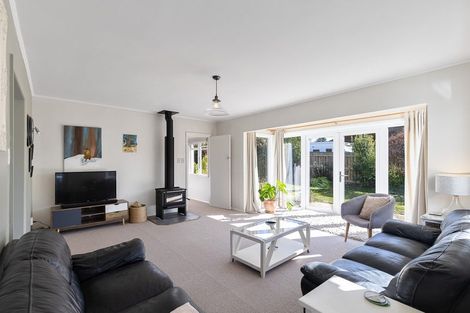 Photo of property in 16 Goddard Road, Tasman, Upper Moutere, 7173