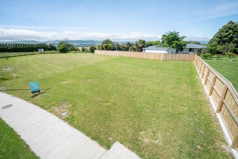 Photo of property in 10 Magnolia Lane, Kelvin Grove, Palmerston North, 4414