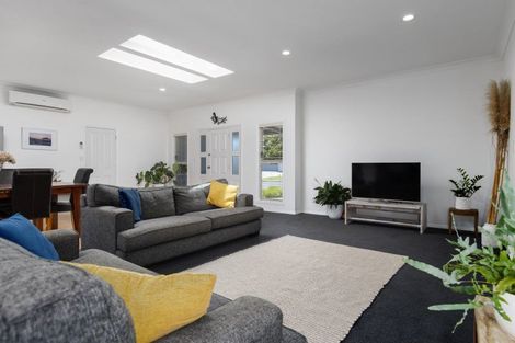 Photo of property in 28 Nautilus Drive, Papamoa Beach, Papamoa, 3118