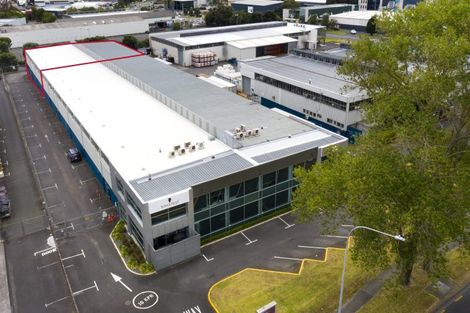 Photo of property in 106 Springs Road, Hornby, Christchurch, 8042