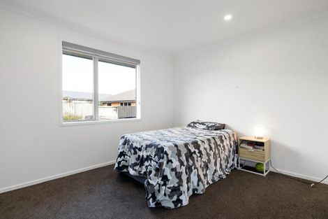 Photo of property in 5 Compton Grove, Huntington, Hamilton, 3210