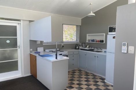 Photo of property in 2 Allen Road, Raumati Beach, Paraparaumu, 5032