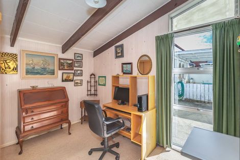 Photo of property in 33 Highbury Drive, Levin, 5510