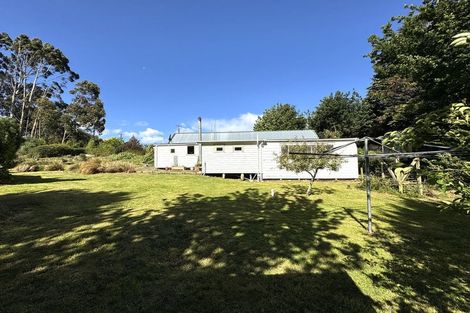 Photo of property in 10 Hinahina Road, Owaka, 9586