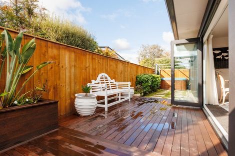 Photo of property in 21b Stewart Crescent, Hokowhitu, Palmerston North, 4410