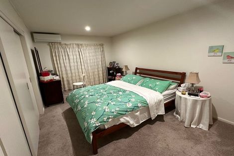 Photo of property in 52 Bronzewing Terrace, Unsworth Heights, Auckland, 0632