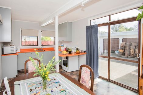 Photo of property in 16 Worsley Street, Tamarau, Gisborne, 4010