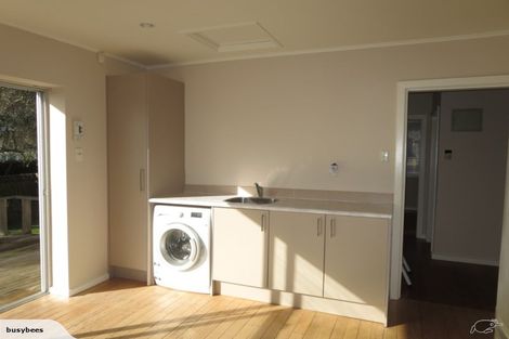 Photo of property in 35 Philomel Crescent, Bayswater, Auckland, 0622