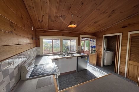 Photo of property in 9 Versailles Street, Karori, Wellington, 6012