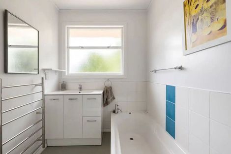 Photo of property in 43 Weld Street, Cambridge, 3434