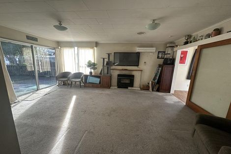 Photo of property in 75 Pasadena Crescent, Totara Park, Upper Hutt, 5018