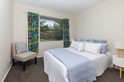 Photo of property in 10 Fieldmoor Place, Parklands, Christchurch, 8083