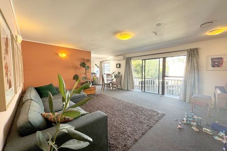 Photo of property in 1/801 Beach Road, Browns Bay, Auckland, 0630