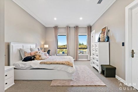 Photo of property in 83 Griggs Road, East Tamaki Heights, Auckland, 2016