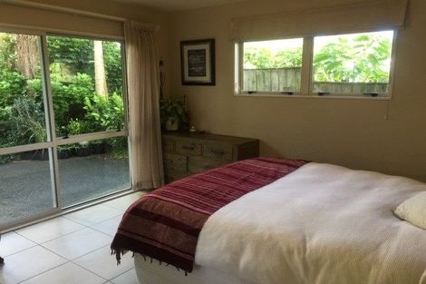 Photo of property in 3/4a Corrella Road, Belmont, Auckland, 0622