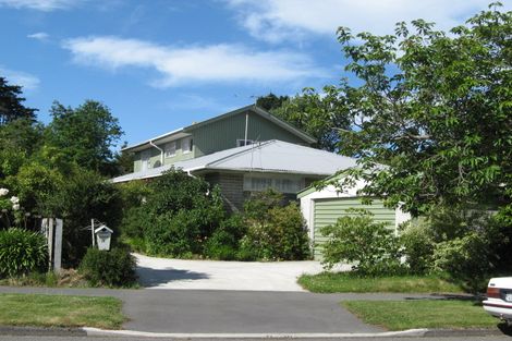 Photo of property in 16 Woodbury Street Avonhead Christchurch City