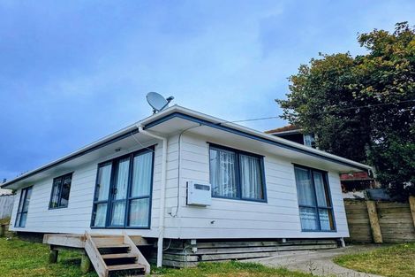 Photo of property in 1-1a Jackson Terrace, Ranui, Porirua, 5024