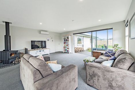 Photo of property in 10 Longcot Drive, Rolleston, 7615