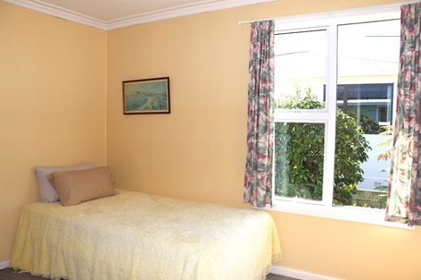Photo of property in 11 Dalmeny Street, Oamaru North, Oamaru, 9400