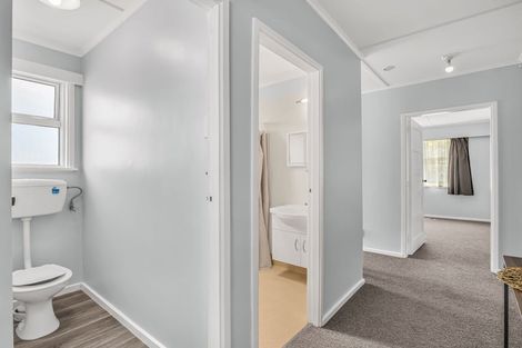 Photo of property in 92 Swiss Avenue, Gonville, Whanganui, 4501