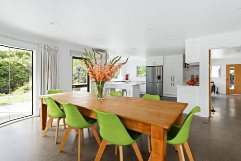 Photo of property in 4 Tauroa Valley, Havelock North, 4130