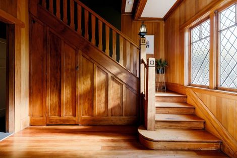 Photo of property in 69 Forest Lake Road, Forest Lake, Hamilton, 3200