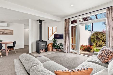 Photo of property in 22 Shaw Street, Arrowtown, 9302