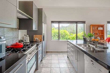 Photo of property in 24 Harbour View Heights, Picton, 7220