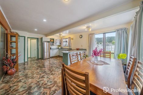 Photo of property in 33 Donnelley Drive, Wainuiomata, Lower Hutt, 5014