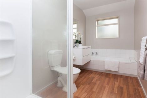 Photo of property in 4 Magnolia Lane, St Albans, Christchurch, 8052