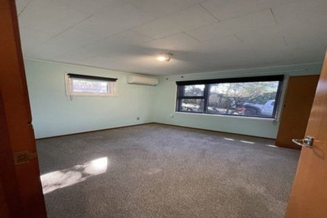 Photo of property in 72 Fitzwater Place, Henderson, Auckland, 0612