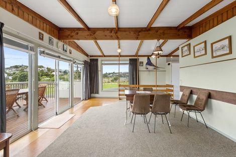 Photo of property in 39b Wallis Street, Raglan, 3225