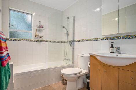 Photo of property in 22 Gordon Road, Plimmerton, Porirua, 5026