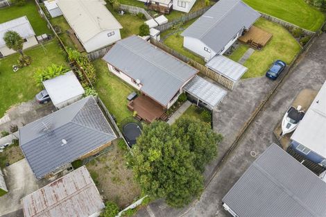 Photo of property in 1/12 Aurea Avenue, Pakuranga, Auckland, 2010