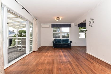 Photo of property in 2 Corrielea Crescent, Cambridge, 3434