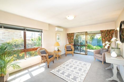 Photo of property in 800a Queen Street East, Parkvale, Hastings, 4122