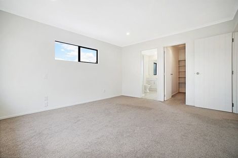 Photo of property in 20 Speyside Crescent, Flat Bush, Auckland, 2016