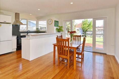 Photo of property in 5 Cardome Street, Bishopdale, Christchurch, 8053
